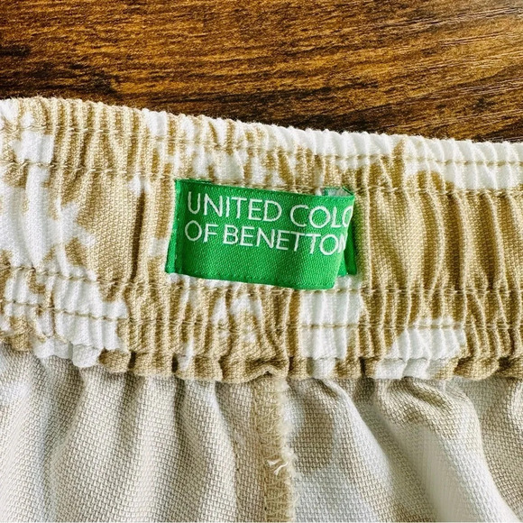 United Colors of Benetton Floral Print Shorts - Size XL - Picture 12 of 14